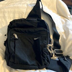 Baggallini Cross Body Bag Purse